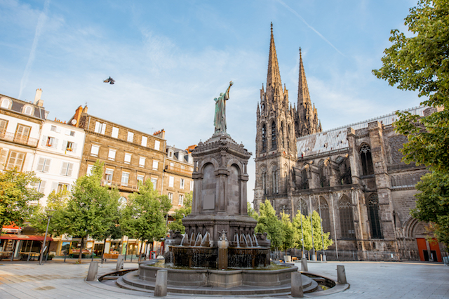 Road trip in Clermont-Ferrand, France